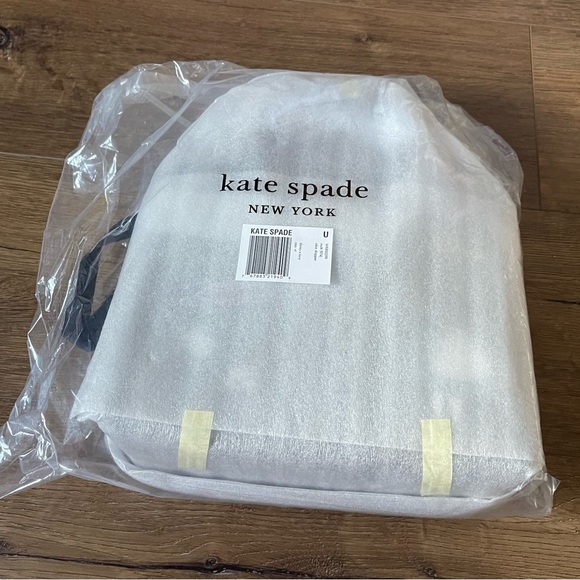 KATE SPADE-NWT Alice In Wonderland Navy Leather Handbag - Picture 4 of 16